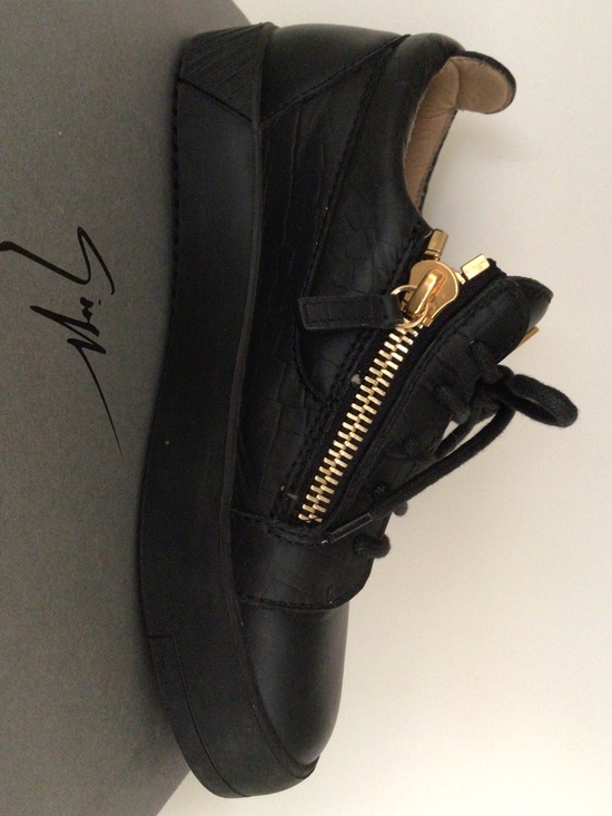 Giuseppe Zanotti Shoes - Giuseppe Zanotti Black Leather Womens Tennis Shoes, Size 36
